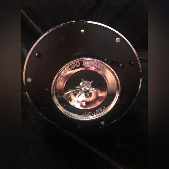 Beautiful Vintage Spun Glass Spinning Christmas Tree Under Dome Wind Up Musical - Picture 11 of 11